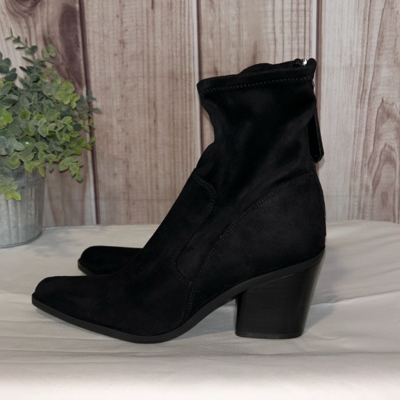 Naturalizer Ella Booties - Picture 4 of 10